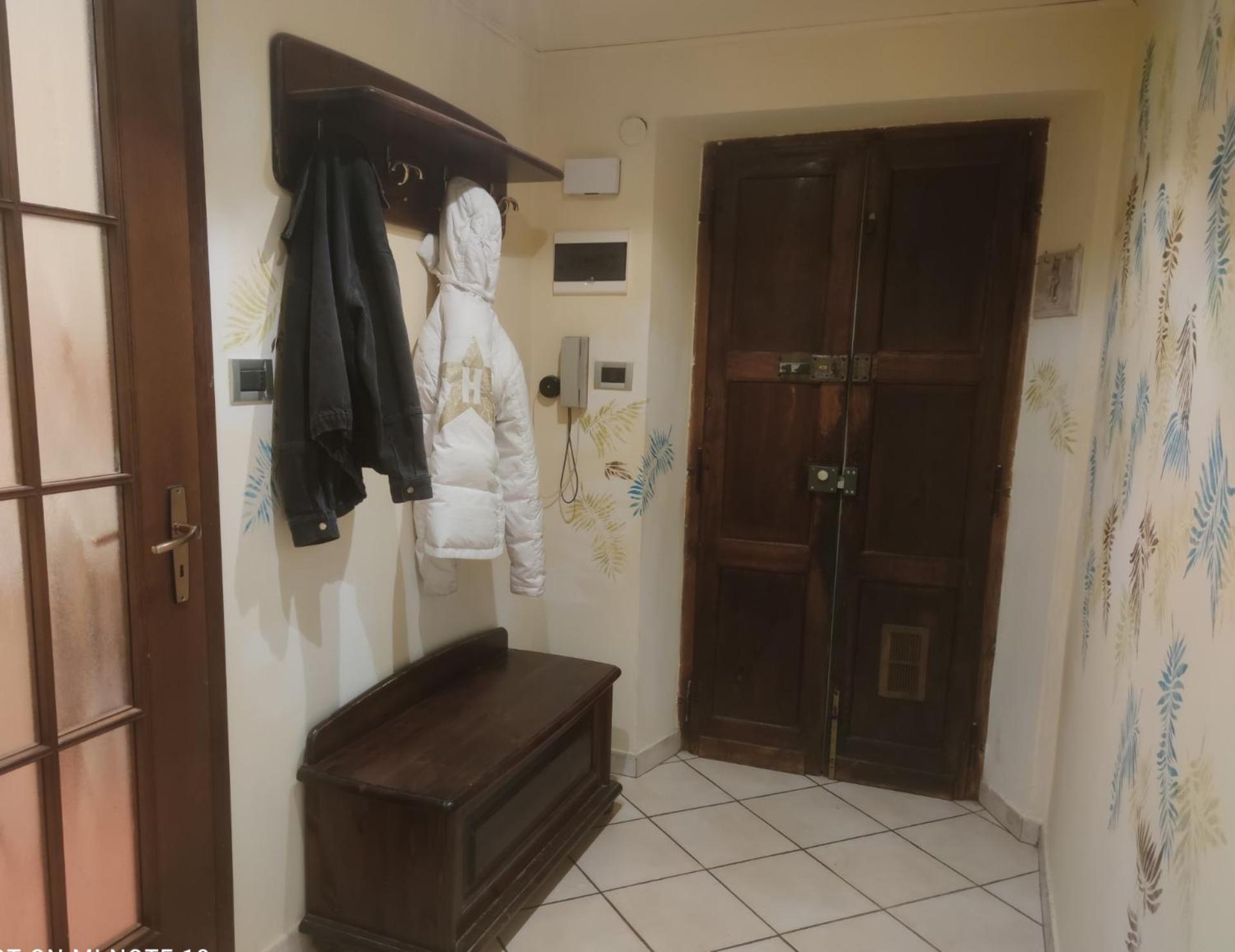 La Dimora Del Borgo Apartment Pinerolo Bagian luar foto