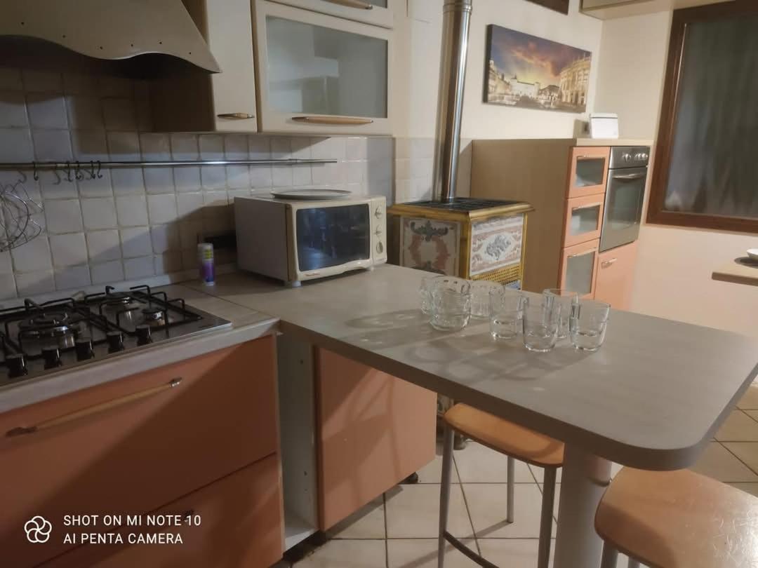 La Dimora Del Borgo Apartment Pinerolo Bagian luar foto